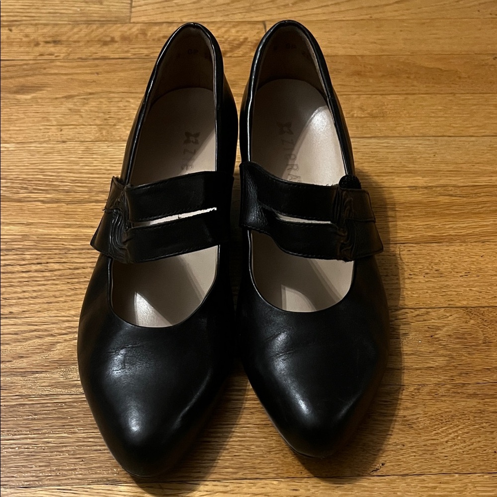 Kumfs Ziera Black Vail Mary Jane Heels, Size 38 or 7.5